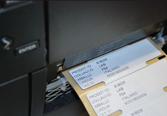 Логотип компании UHF RFID Этикетки на металлических или неметаллических тегах в цепочке поставок