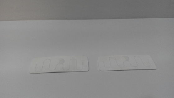 Тканевый материал UHF RFID наклейка Smart Tag для управления одеждой
