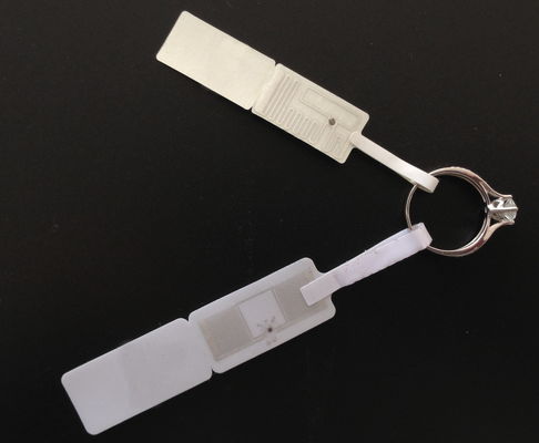 860MHz-960MHz частота Rfid сухой инлей 105x6mm с расстоянием чтения 4,5m