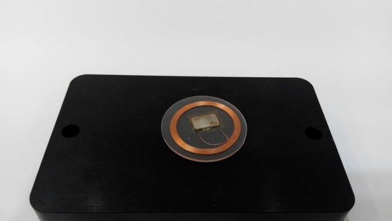 1 мм толщина Пассивные программируемые RFID теги ПВХ Прозрачные 13,56 МГц OEM